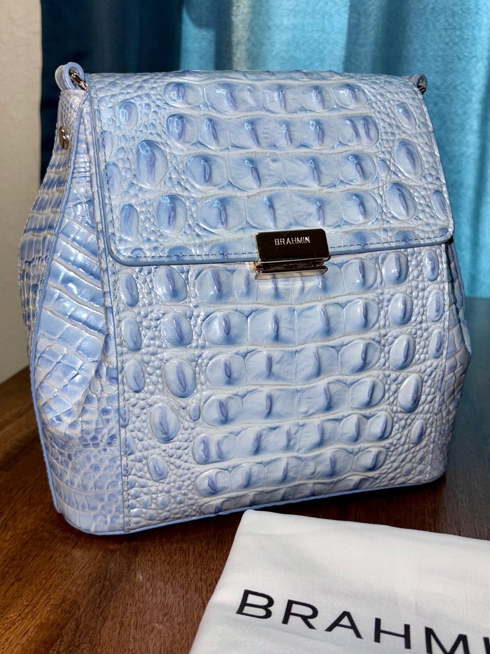 Brahmin EUC Margo - Heavenly Blue - Crossbody